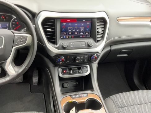 Certified 2020 GMC Acadia SLE w/ Driver Convenience Package FWD image 16