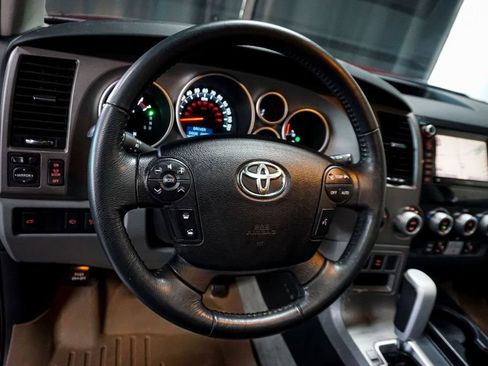 Used 2010 Toyota Sequoia Limited AWD/4WD image 37