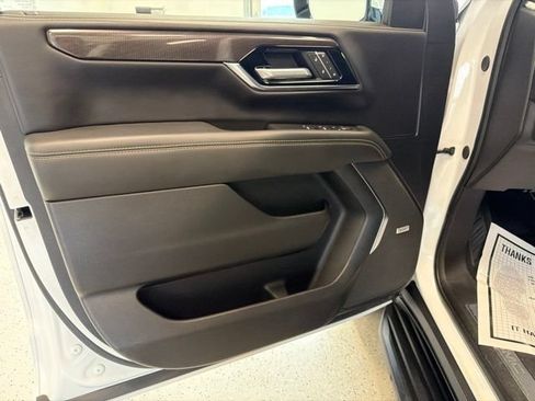 Used 2026 GMC Yukon XL Elevation w/ LPO, Floor Liner Package AWD/4WD image 48