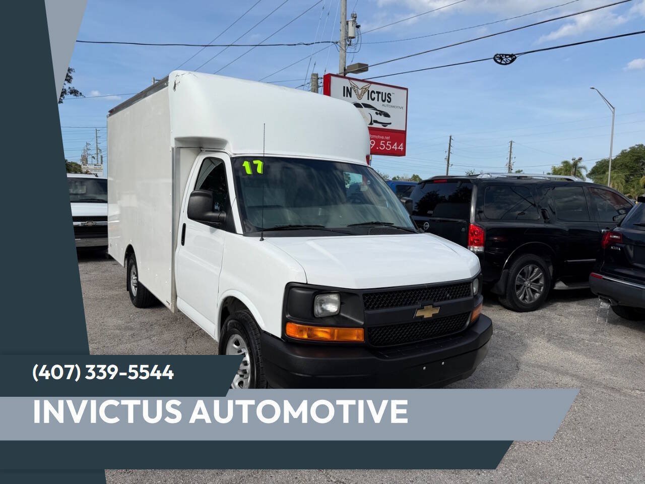 Used 2017 Chevrolet Express 3500 RWD image 1