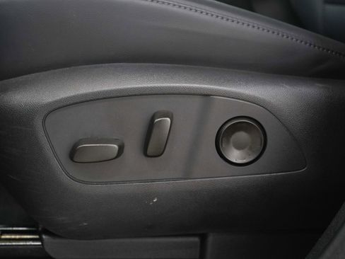 Used 2024 GMC Acadia Elevation w/ Luxury Package AWD/4WD image 30