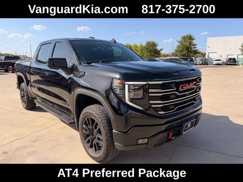 Used 2025 GMC Sierra 1500 AT4 w/ AT4 Premium Package AWD/4WD image 5
