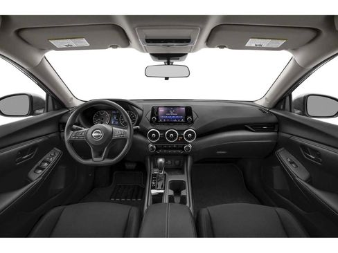 Used 2024 Nissan Sentra S image 5