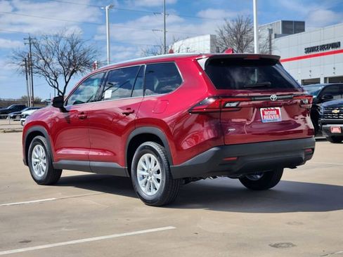 New 2026 Toyota Grand Highlander XLE image 4