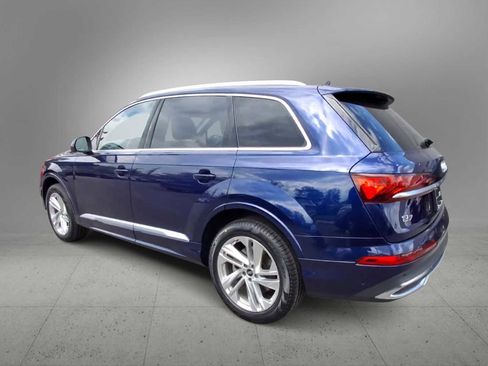 Certified 2023 Audi Q7 2.0T Premium Plus w/ Convenience Package AWD/4WD image 6