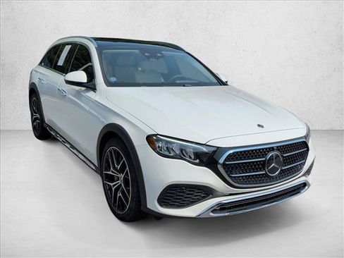 Used 2026 Mercedes-Benz E 450 4MATIC All-Terrain Wagon image 3