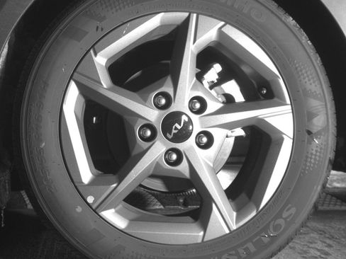 Used 2025 Kia K4 FWD image 14
