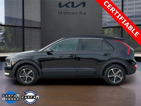 Certified 2025 Kia Niro EX image 6