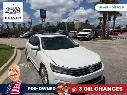 Used 2016 Volkswagen Passat 1.8T SE w/ Lighting Package FWD image 2