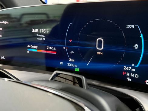 New 2026 Cadillac Vistiq Premium Luxury AWD/4WD image 20
