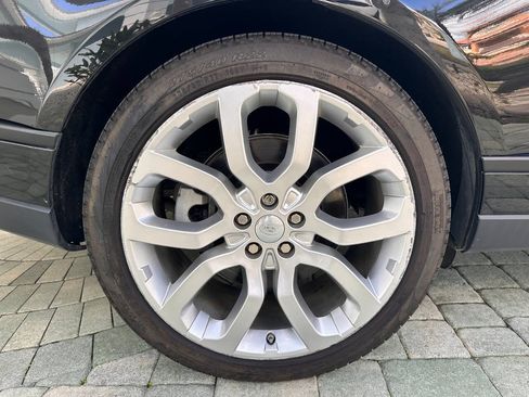Used 2019 Land Rover Range Rover Long Wheelbase Supercharged AWD/4WD image 34