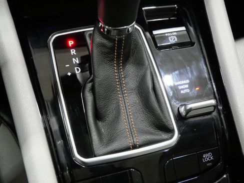 Used 2022 Jeep Compass Limited w/ Elite Group image 24