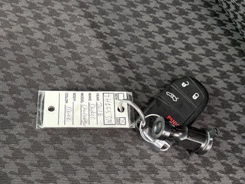 Used 2018 Dodge Challenger R/T RWD image 28