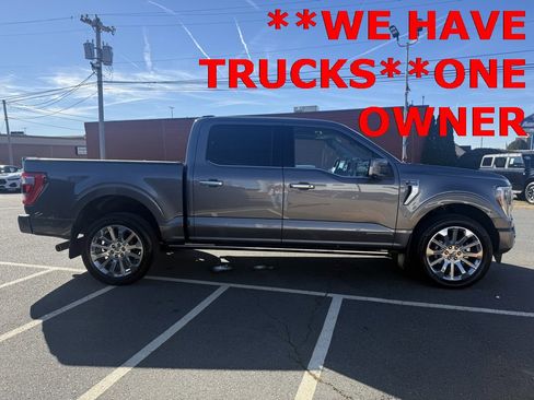 Used 2023 Ford F150 Limited image 2