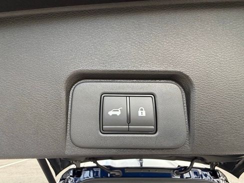 New 2026 Nissan Rogue SV image 17