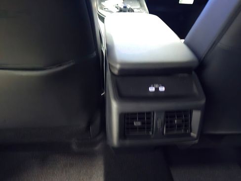 New 2026 Subaru Solterra AWD/4WD image 13