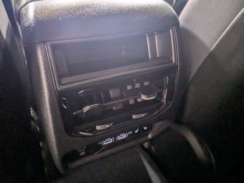 Used 2022 Jeep Grand Cherokee Limited 4xe w/ Luxury Tech Group II AWD/4WD image 23