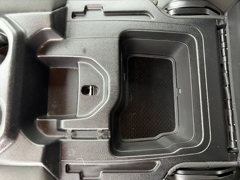 Used 2022 RAM 1500 Tradesman w/ Trailer Tow Group (B) AWD/4WD image 31