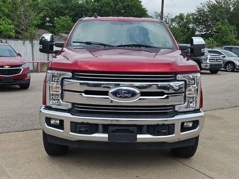 Used 2019 Ford F250 Lariat w/ Lariat Value Package image 2