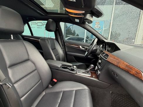 Used 2014 Mercedes-Benz C 300 4MATIC Sedan image 11