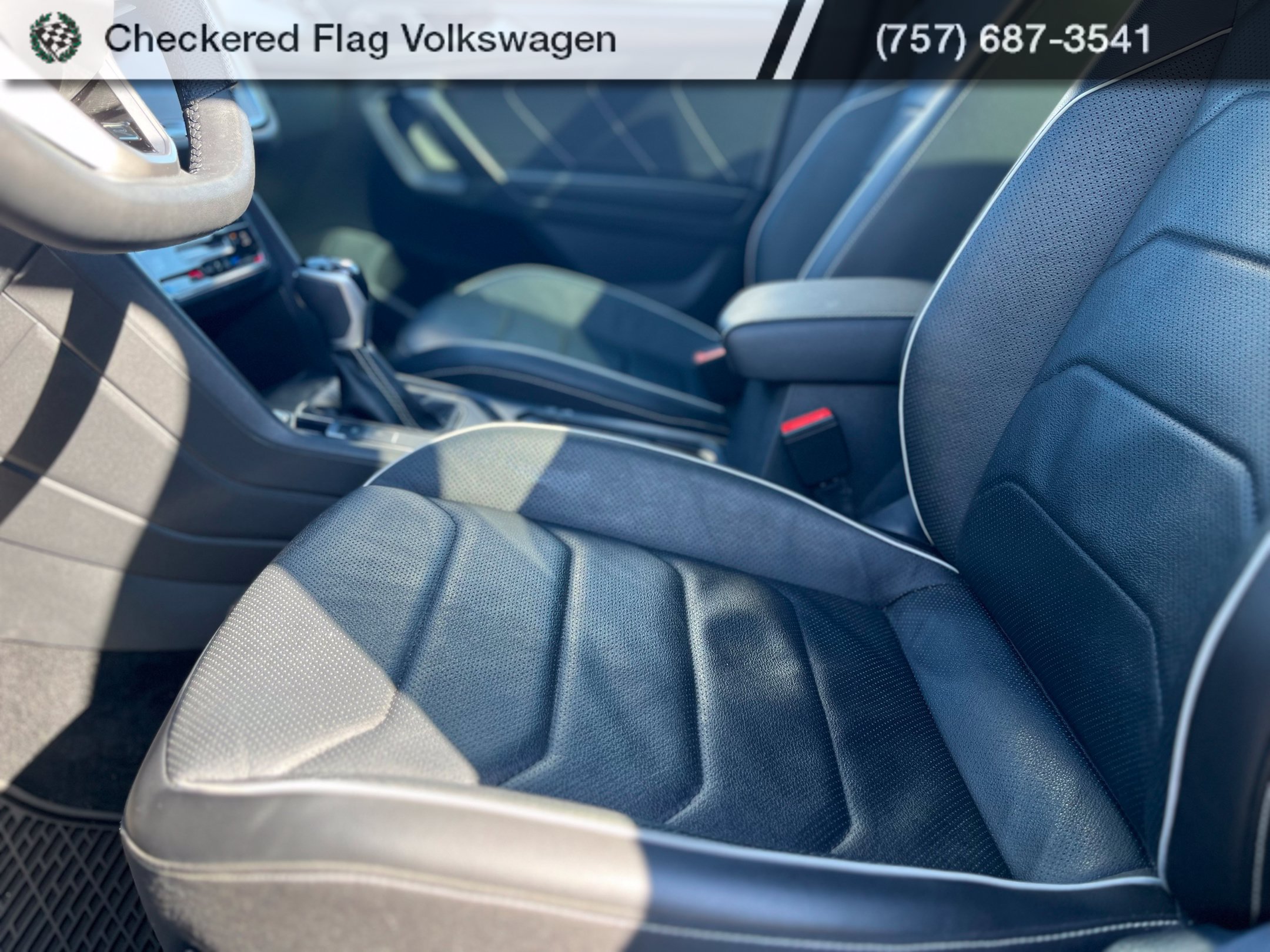 Used 2024 Volkswagen Tiguan SEL R-Line AWD/4WD image 26