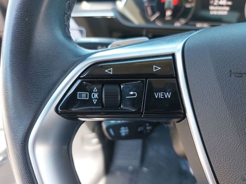 Used 2024 Audi Q8 e-tron Premium Plus w/ Premium Plus Package AWD/4WD image 17