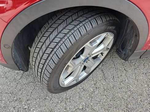 Used 2018 Ford Escape Titanium AWD/4WD image 38