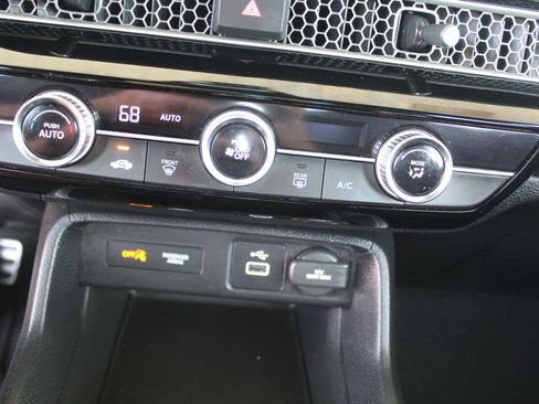 Used 2024 Honda Civic Sport image 37