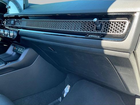 Used 2023 Honda Civic Touring image 26