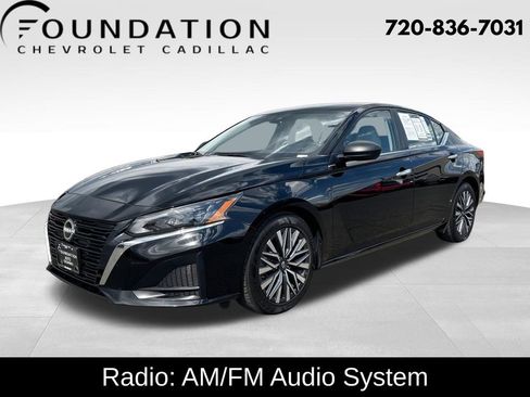 Used 2025 Nissan Altima 2.5 SV FWD image 1