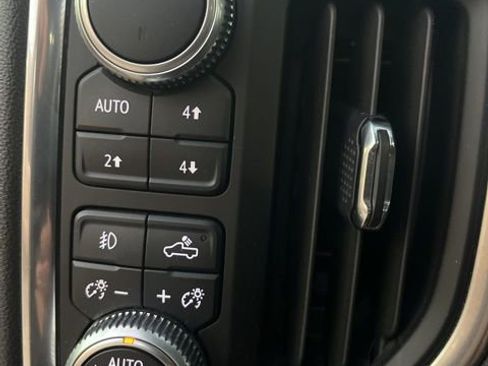 Used 2019 GMC Sierra 1500 AT4 w/ AT4 Premium Package image 31