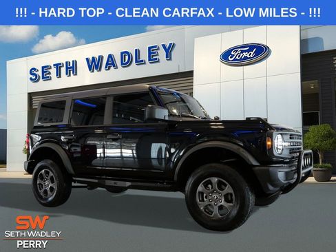 Used 2023 Ford Bronco Base image 1