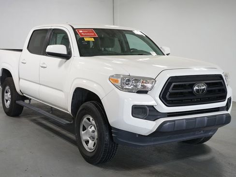 Used 2021 Toyota Tacoma SR w/ SR Convenience Package image 3