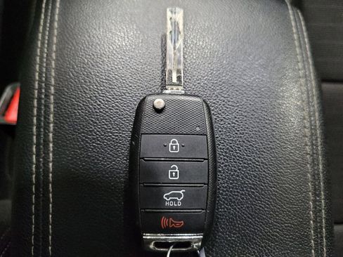 Used 2018 Kia Sportage LX AWD/4WD image 32