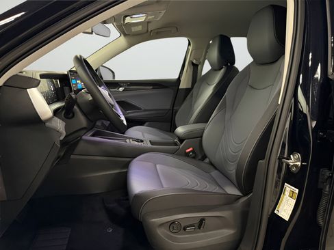 New 2026 Volkswagen Tiguan SE AWD/4WD image 17
