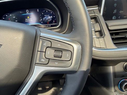 Used 2024 Chevrolet Tahoe LT w/ LT Signature Package image 16