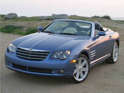 Used 2005 Chrysler Crossfire Limited RWD image 1