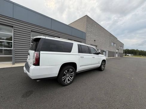 Used 2017 GMC Yukon XL Denali w/ Open Road Package AWD/4WD image 4