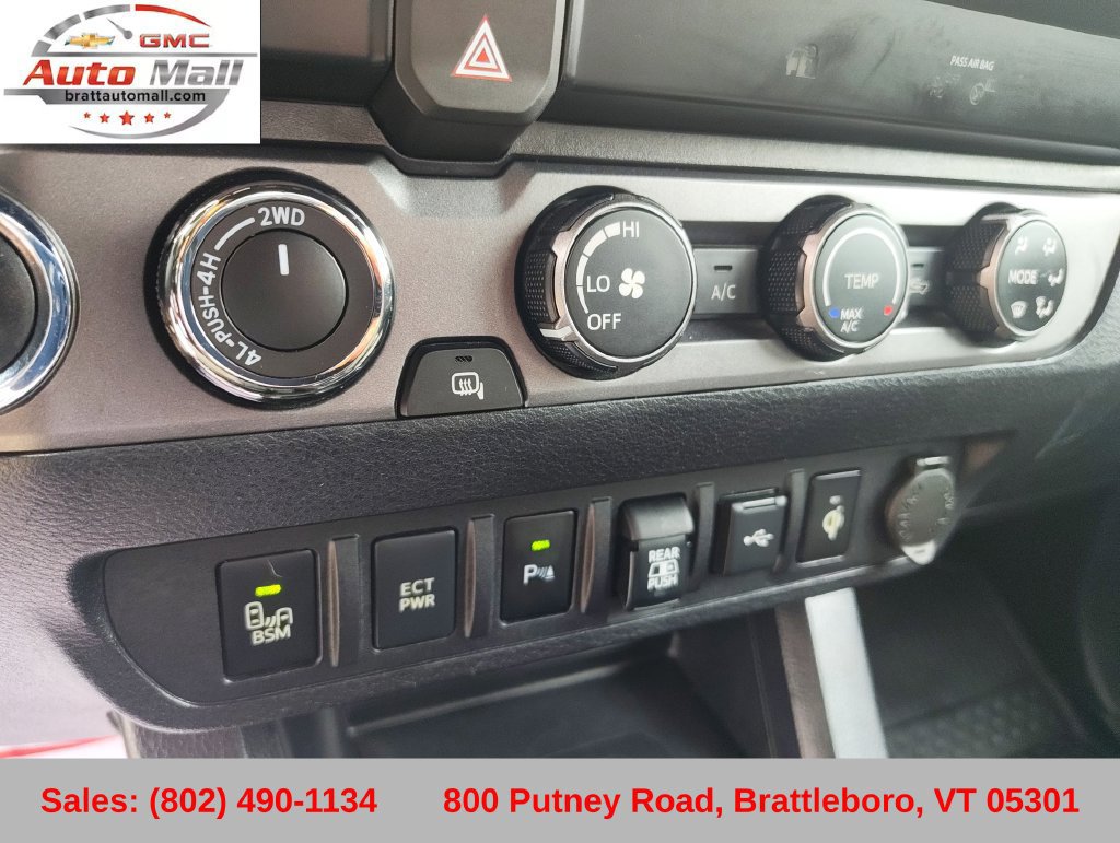 Used 2020 Toyota Tacoma TRD Sport w/ Technology Package AWD/4WD image 32