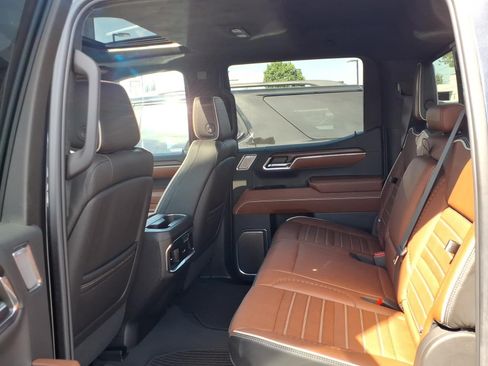 Certified 2024 GMC Sierra 1500 Denali Ultimate AWD/4WD image 13
