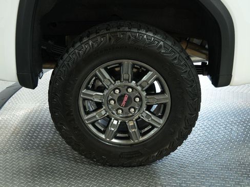Used 2026 GMC Sierra 1500 AT4X AWD/4WD image 30
