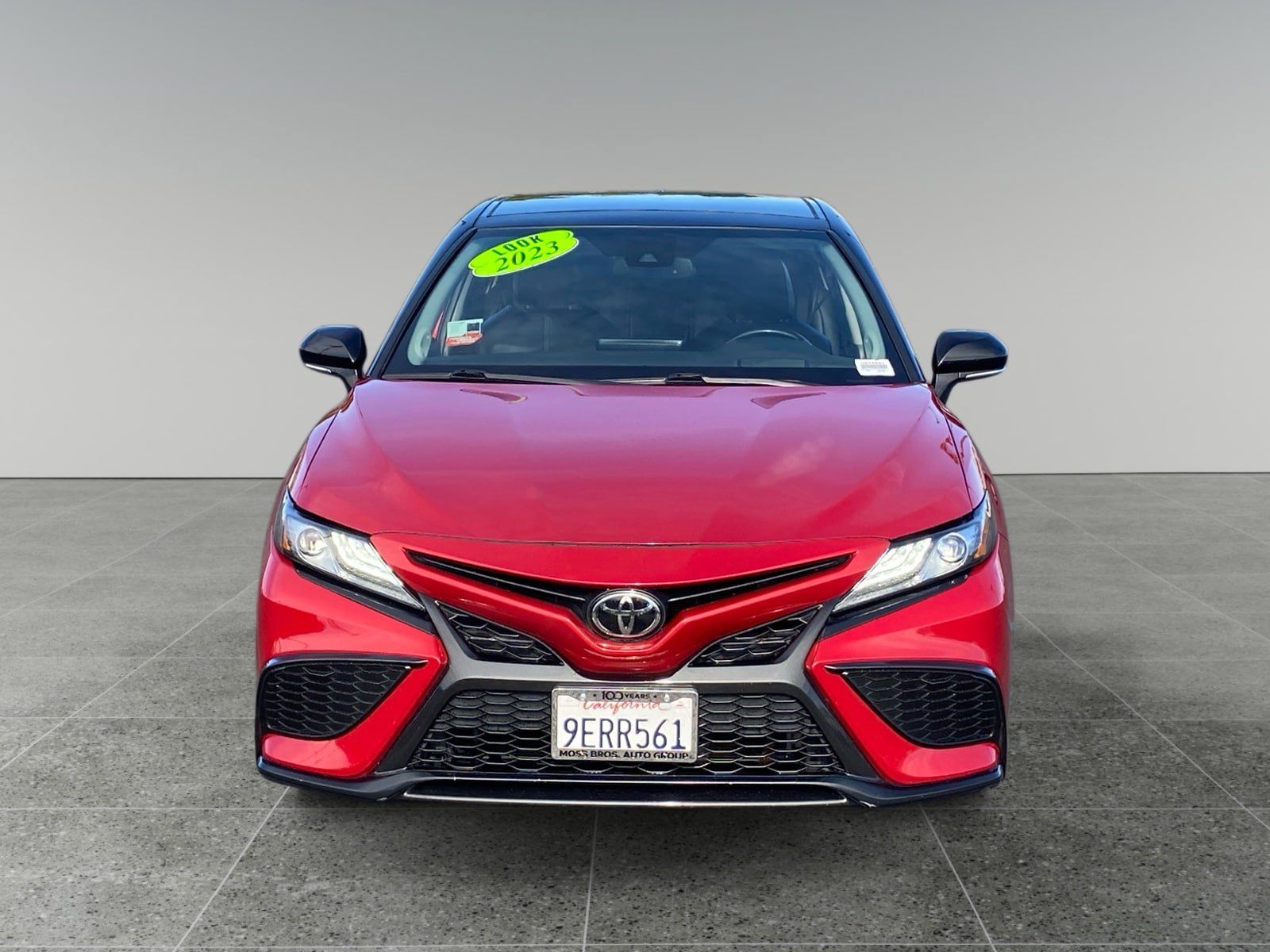 Used 2023 Toyota Camry XSE FWD image 8