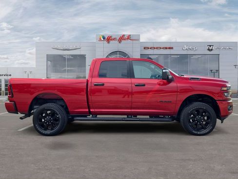 Used 2026 RAM 2500 Big Horn AWD/4WD image 6