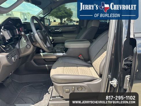 Used 2026 Chevrolet Silverado 1500 ZR2 AWD/4WD image 12