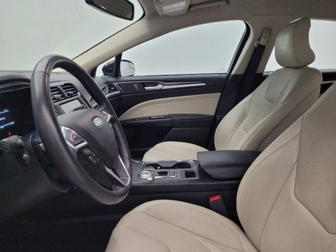 Used 2018 Ford Fusion Titanium AWD/4WD image 17