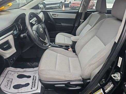 Used 2016 Toyota Corolla LE image 14