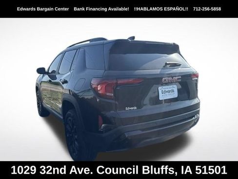 Used 2026 GMC Terrain Elevation w/ Elevation Premium Package FWD image 4