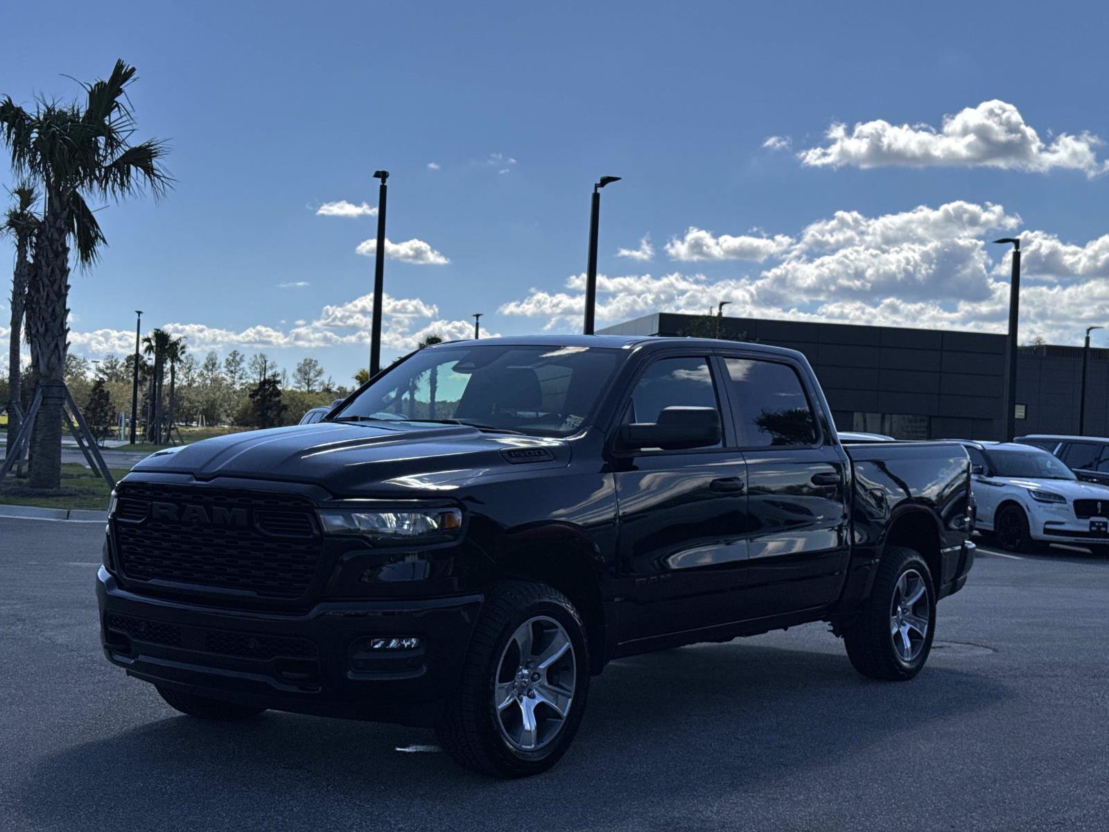 Used 2025 RAM 1500 Tradesman w/ Off Road Group AWD/4WD image 7