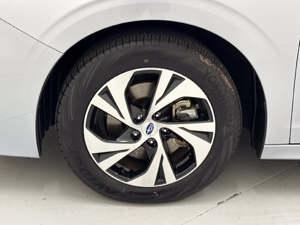 Certified 2025 Subaru Legacy Premium AWD/4WD image 10