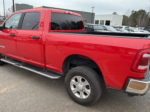 Used 2024 RAM 2500 Big Horn w/ Safety Group image 10